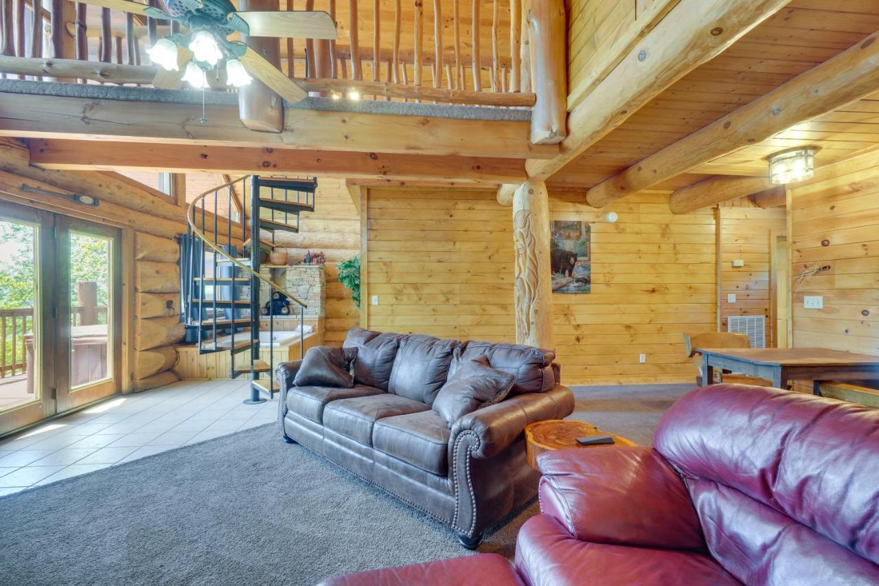 Smoky Mountain Vacation Rental Cabin With Hot Tub! Гатлінбург Екстер'єр фото