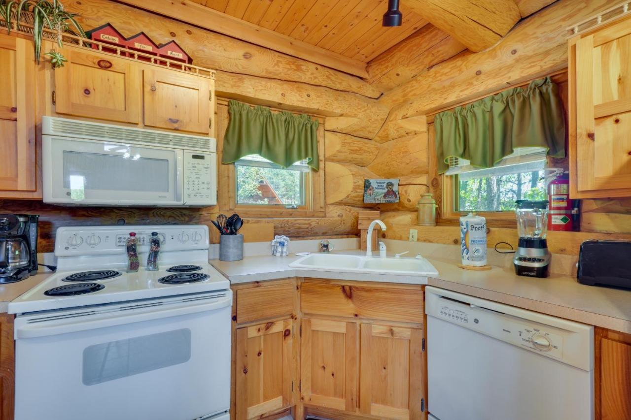 Smoky Mountain Vacation Rental Cabin With Hot Tub! Гатлінбург Екстер'єр фото